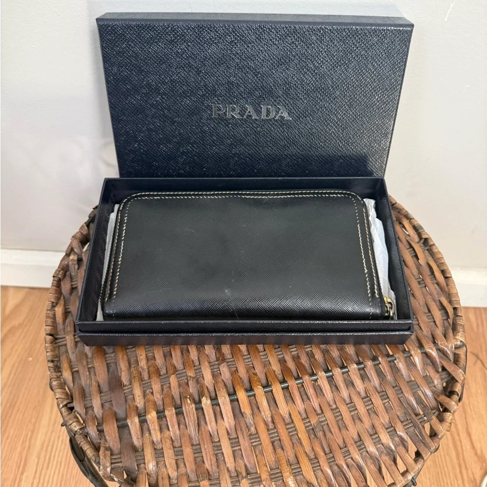Prada Black Leather Wallet with Gold Accents - Picture 3 of 5